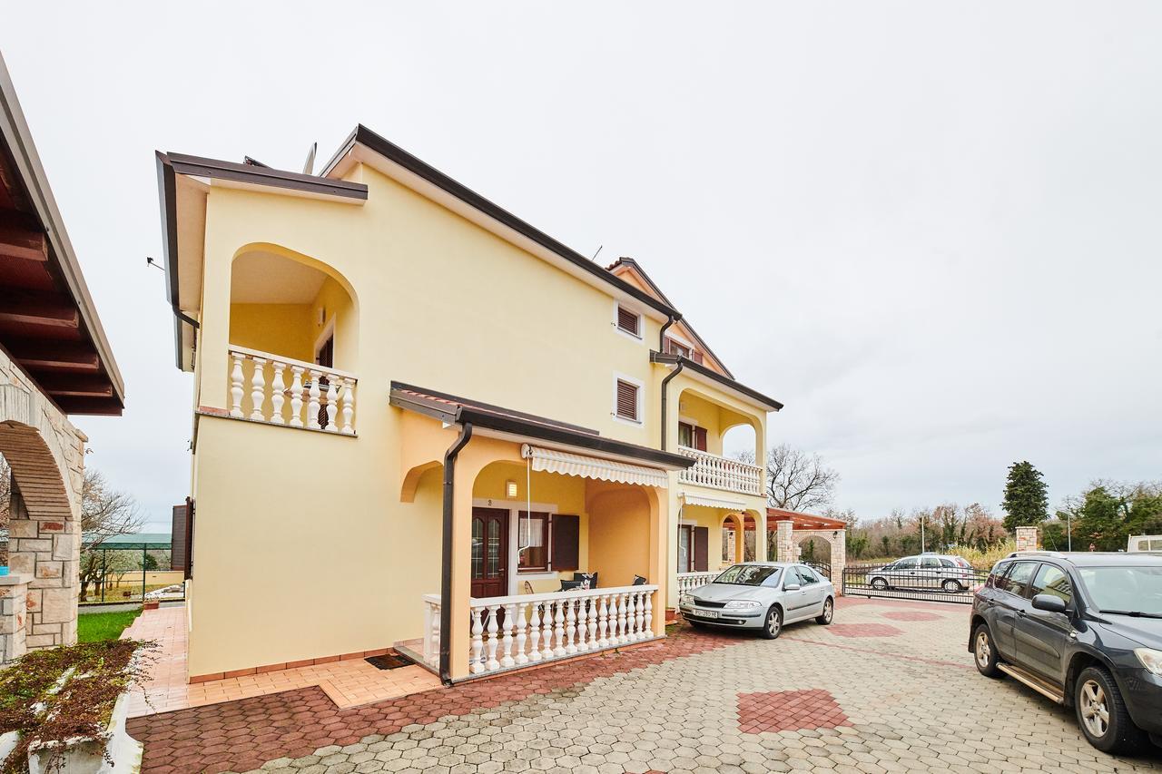 Apartments Catic Умаг Екстериор снимка